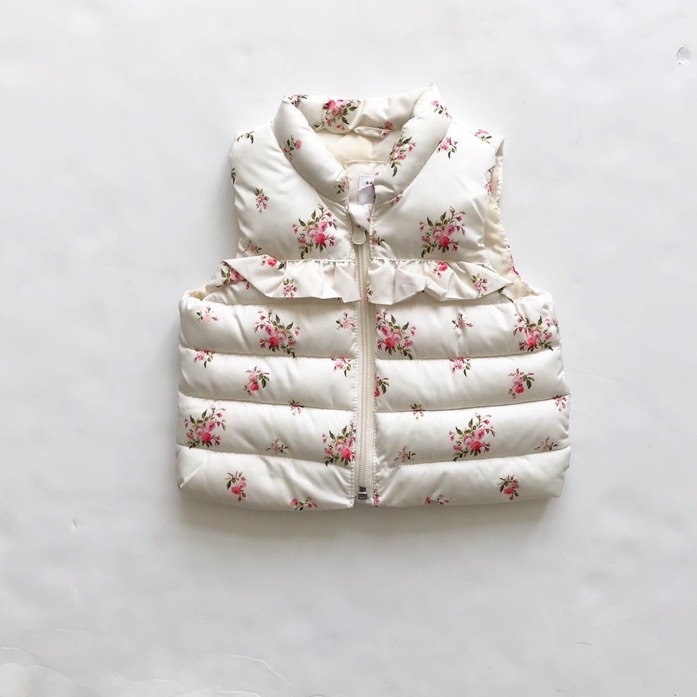 Babygap floral print puffer vest EUC 6-12 months